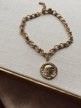 Load image into Gallery viewer, Pertinax Coin Choker