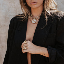 Load image into Gallery viewer, Venus Necklace