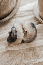 Load image into Gallery viewer, Espiritu Large Crystal Skull