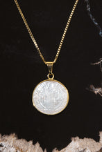 Load image into Gallery viewer, Modern Revelation Pearl Necklace