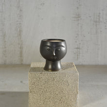 Load image into Gallery viewer, Rory Ceramic Face Vase
