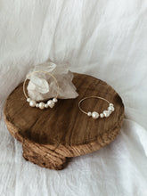 Load image into Gallery viewer, Tefnut Pearl Earrings
