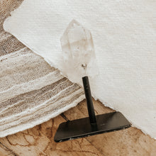 Load image into Gallery viewer, Quartz Points
