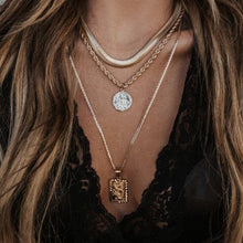 Load image into Gallery viewer, The Corda Necklace
