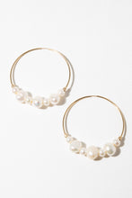 Load image into Gallery viewer, Tefnut Pearl Earrings
