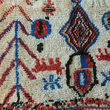 Load image into Gallery viewer, Rabat Moroccan Shag Weaving
