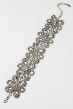 Load image into Gallery viewer, The Elizabethan Choker
