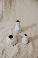 Load image into Gallery viewer, Terracotta Vase Set

